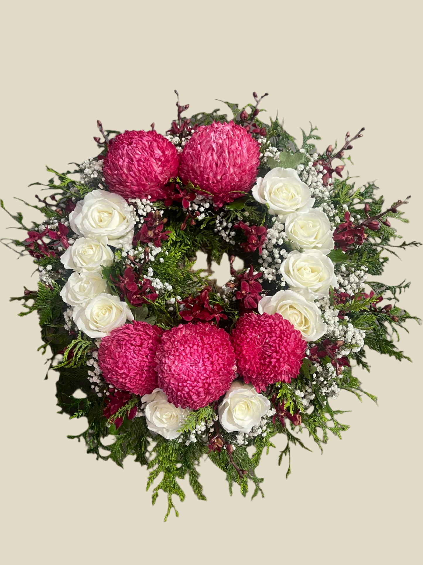 Red & White Wreath Medium