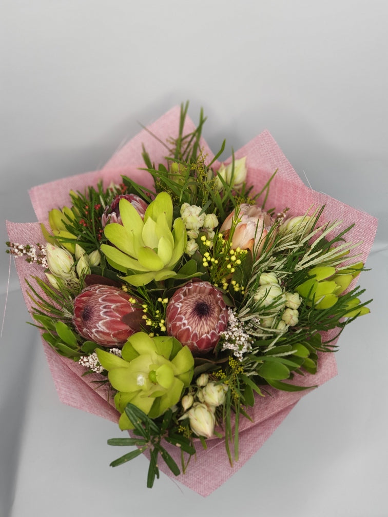 Medium Native Bouquet