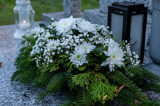 A Complete Guide to Sympathy Flowers and Funeral Arrangements
